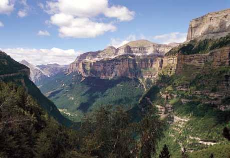El 16 de agosto de 1918, el fondo del valle de Ordesa era declarado Parque Nacional.