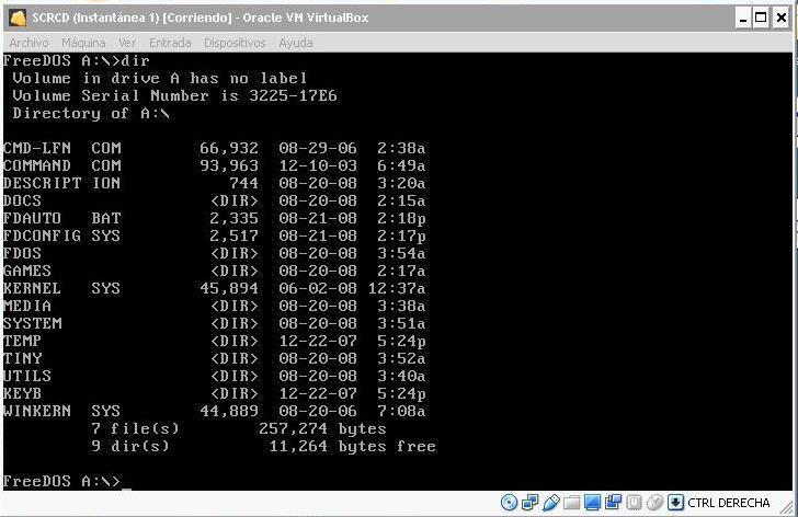 Se presiona Enter por teclado y comienza a cargarse DOS en memoria RAM destinado a la máquina