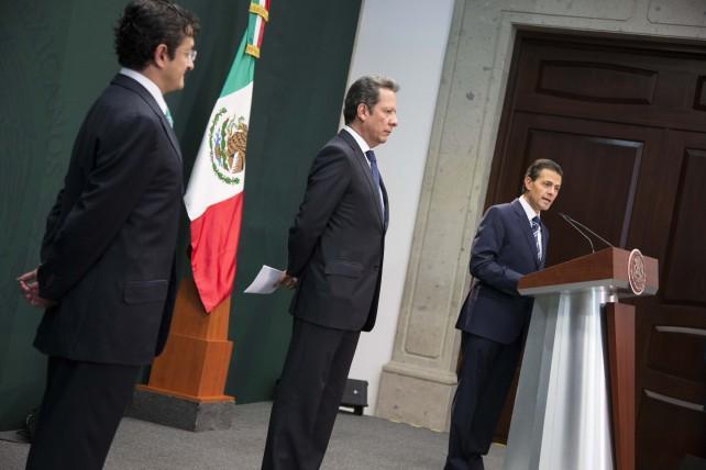 Anuncia el Presidente Enrique Peña Nieto un conjunto de acciones ejecutivas para prevenir la corrupción y los conflictos de interés 03 FEB Al tiempo de anunciar un conjunto de acciones ejecutivas