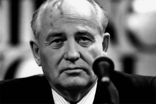 Los firmantes del Pacto volvieron a reunirse en Sofía en 1986, reagrupando a todos los gobiernos participantes en torno a Mijail Gorbachov, y respaldarlo en sus negociaciones con EE.UU.