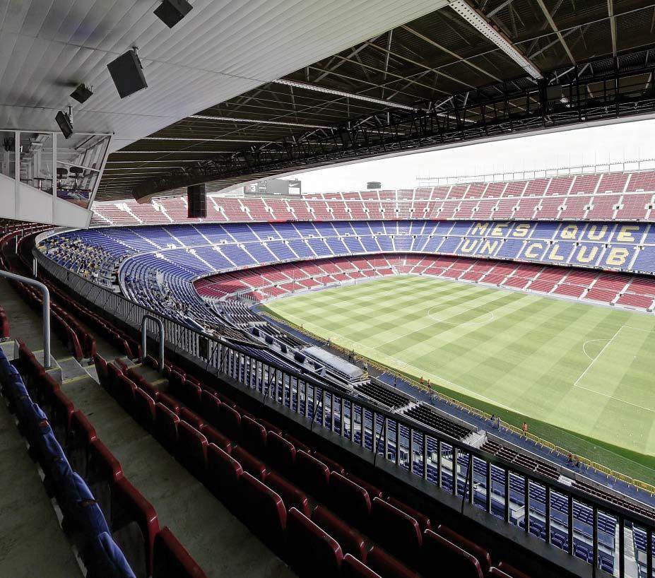 Seients coberts situats a la tribuna del Camp Nou amb una vista panoràmica excepcional del terreny de joc