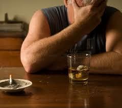 Alcoholismo y drogadicción: son un factor influyente en las acciones violentas, cambios de temperamento y descontrol.