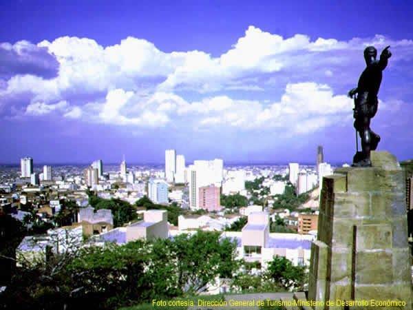 3.1.1 Localización La ciudad está ubicada en las coordenadas 3 27 00 N 76 32 00 O, en el departamento del Valle del Cauca.