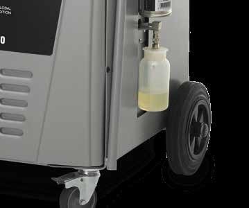 la norma SAE J 2099 Índice de reciclaje de refrigerante: al menos del 95 % Ventilación forzada con dos ventiladores en la parte posterior Pantalla