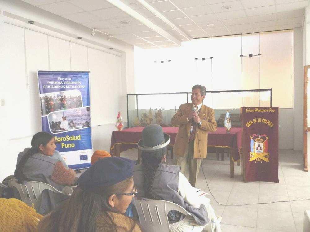 V o l u m e n 1, n º 1 P á g i n a 5 INTERCAMBIO DE EXPERIENCIAS ENTRE VIGILANTES DE PERÚ Y BOLIVIA En el local la Municipalidad Puno, se realizó el Intercambio