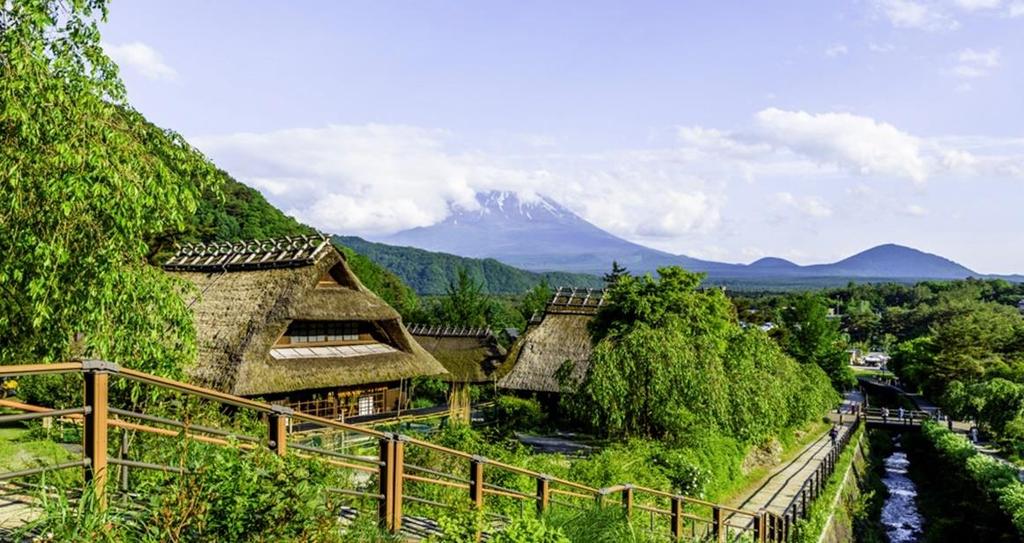 DÍAS 10 Y 11 LAGOS DEL MONTE FUJI, KANZAWA O LIBRE Podréis elegir entre la excursión a los Lagos del Monte Fuji o la excursión a Kanazawa.