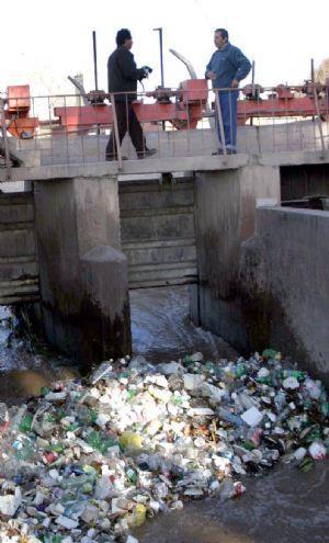 agroquímicos Los conflictos del agua y el ambiente Los RSU (residuos sólidos urbanos) Los