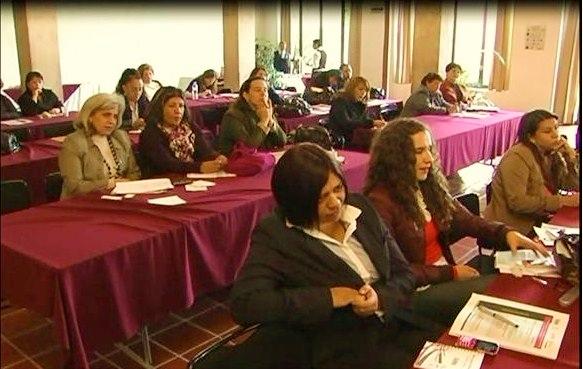 la igualdad de género y el empoderamiento de las mujeres mexicanas. Se contó con la participación de alrededor de 200 mujeres líderes.