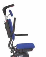 Ajustable para garantizar comodidad y un transporte seguro La forma amplia y ergonómica de las empuñaduras reduce el esfuerzo que tiene que realizar el acompañante para manejar la silla