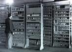 Estas computadoras comenzaron a utilizar transistores.
