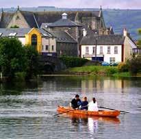 Inglés con familias, en Carlow (Irlanda) El curso se desarrolla en la antigua ciudad irlandesa de Carlow. Estancia en familias, un estudiante español por familia.