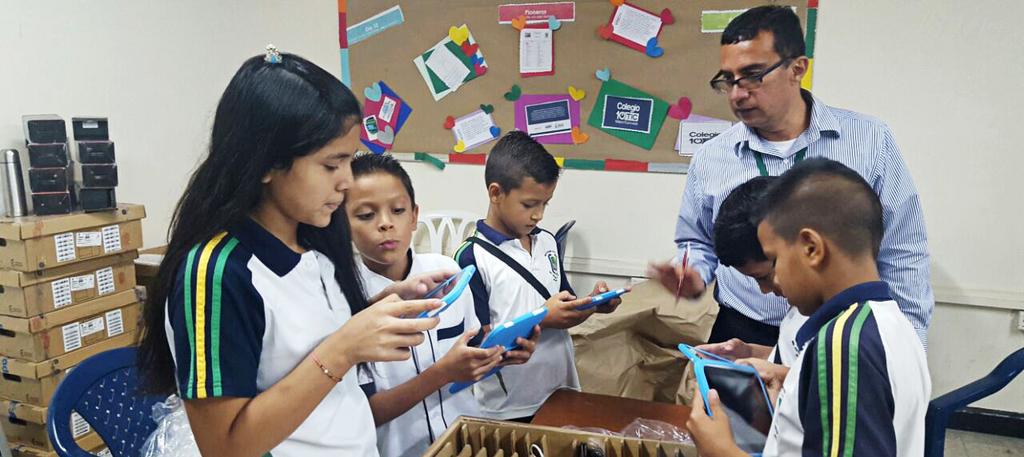 Novedades La Institución Educativa María Antonia Penagos en Palmira, implementa nuevas estrategias de uso de TIC.