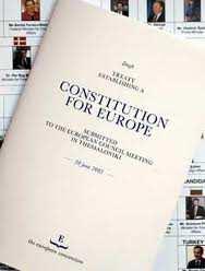 1. La Constitució Constitució: és la norma legal suprema i està per sobre de qualsevol altra.