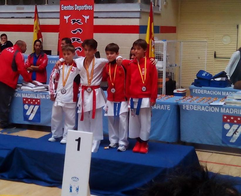 El Club de karate Ni Sente Nashi de l'eliana participó en el Open de Karate celebrado en Madrid.