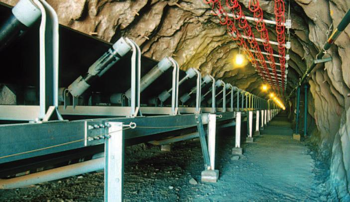 740 ft) de correa PHOENOCORD St 7800 para la minería Los Pelambres en Chile. Su resistencia a la ruptura efectiva es de 8.500 N/mm (48.500 piw).
