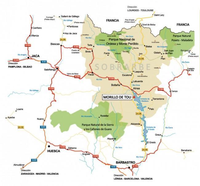 2.- SITUACIÓN Y ENTORNO Imagen 2: Mapa de situación MOURILLO DE TOU Morillo de Tou, pueblo recuperado desde 1985 y convertido en centro de vacaciones, se encuentra en el Pirineo oscense, à 4 km de la
