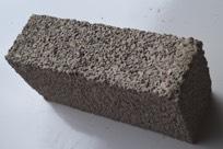 El uso del tabique es muy extenso en todo trabajo de albañilería: Elaborado con arena y cemento Cruz Azul. 12x20x40 Tabicon Ligero No.