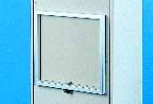 Puertas/cierres Ventanas/tableros de mando Ventana transparente Para montaje a AE en lugar de puerta Superficies Marco: aluminio, anodizado natural Cristal: cristal acrílico Grado de protección: IP