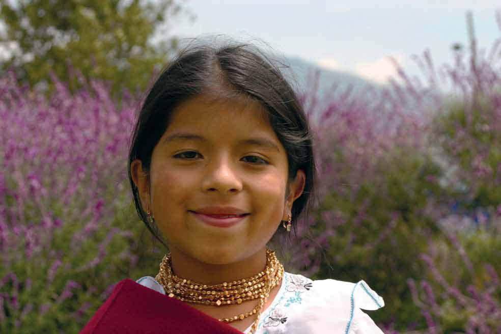 Nacionalidades y Pueblos Indígenas, y políticas interculturales en Ecuador: Una mirada desde la Educación UNICEF/ECU/2005/0051/ABP Tabla 16.