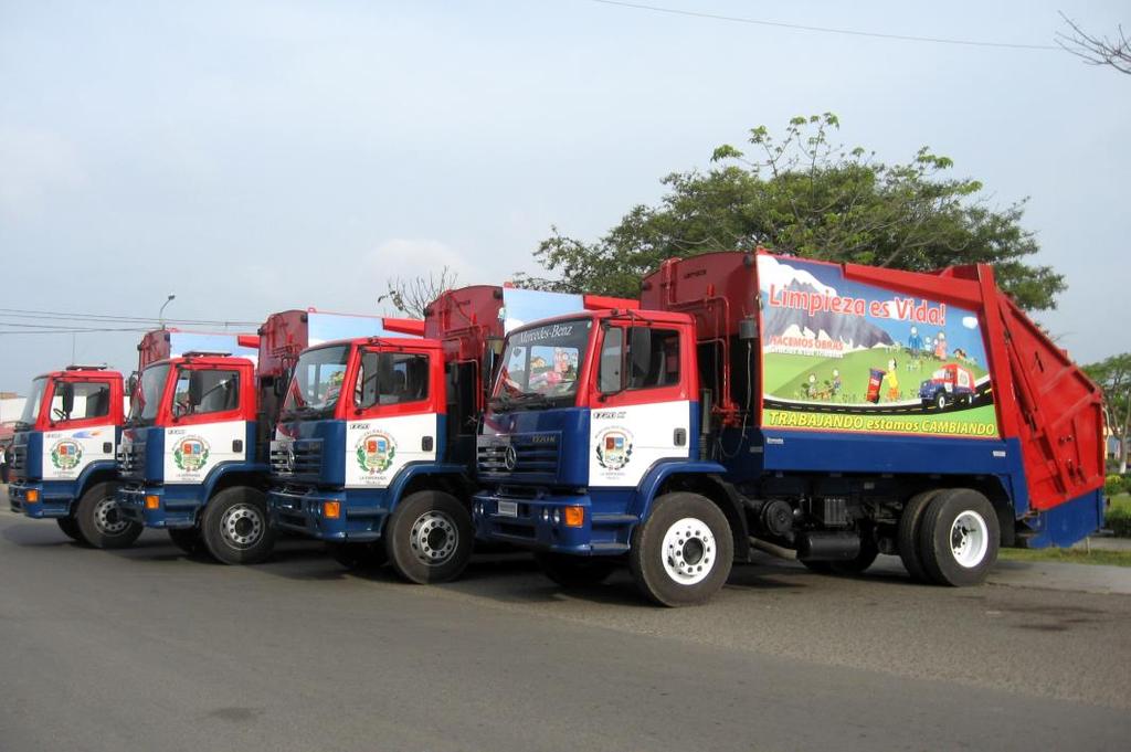 b) Transporte de residuos sólidos: Se utiliza 11 unidades vehiculares para la recolección de residuos sólidos: TIPO VEHÍCULO MARCA PLACA AÑO CANT.