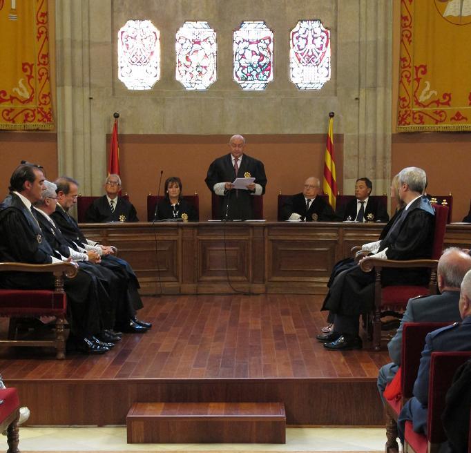 7.2.2.- Actos institucionales y de representación La Presidencia del TSJC tiene la clara voluntad de mantener Relaciones Institucionales dinámicas y habituales con la sociedad catalana.