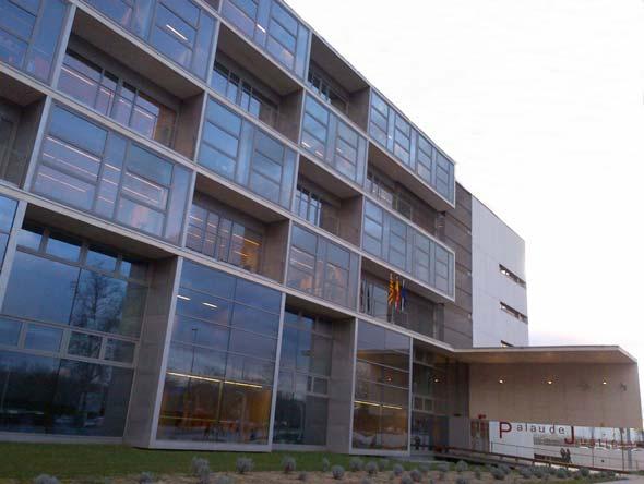 La Comisión se ha desplazado a las sedes de las audiencias provinciales, concretamente el día 25 de febrero a la Audiencia Provincial de Tarragona, el día 13 de mayo a la Audiencia Provincial de