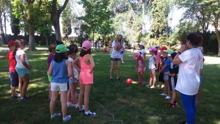 Actividades Durante el campamento Summer Fun realizaremos actividades dinámicas pensadas para que los niños aprendan,