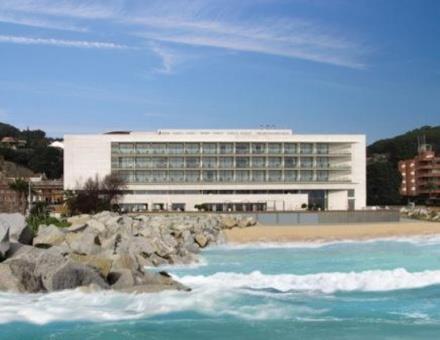 HOTEL COLON THALASSO TERMAL RESORT & SPA (Caldes d Estrac) 4 * Plaça de les Barques, s/n