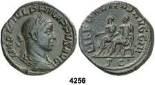 Filipo con traje militar en pie a izquierda, sosteniendo globo y lanza invertida. 4,03 grs. EBC-. Est. 35................................................. 25, 4255 (245-246 d.c.). Filipo II.