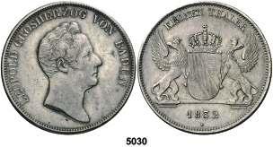 ......................... 20, 5029 1990. 50 pesetas. Lote de 2 monedas, una de ellas error del pantógrafo. EBC-/EBC.
