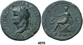 Rev.: ROMA S. C. Roma sentada a izquierda, sobre coraza y escudos, sosteniendo Victoria y parazonium. 22,49 grs. MBC. Est. 600................ 500, F 4077 (66 d.c.). Nerón. Sestercio.