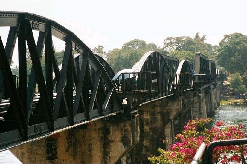 Kanchanaburi es famosa por el Puente sobre el río