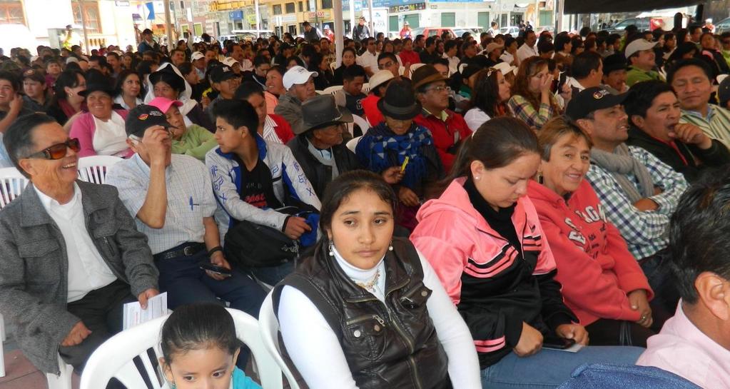 30s, evento que se desarrolló en la Plaza Alfaro de la ciudad de Riobamba, con