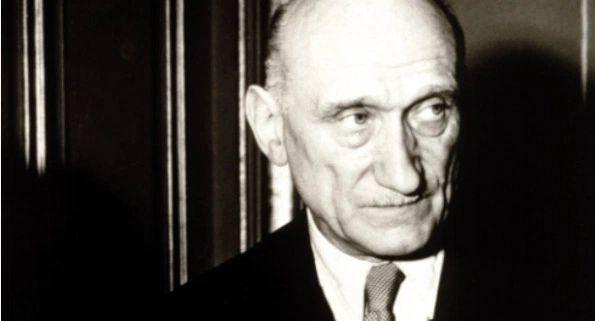 El estadista Robert Schuman, reputado hombre de leyes y Ministro de Asuntos Exteriores francés entre 1948 y 1952, es considerado uno de los padres fundadores de la unidad europea.