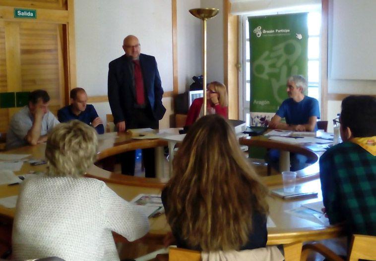 ASISTENTES Un total de 13 personas han participado en el este taller sobre el anteproyecto de ley de Acción Voluntaria de Aragón.