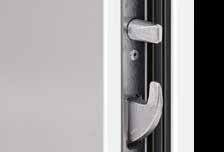 En las puertas Thermo65 pueden regularse las chapas de cierre para un ajuste óptimo de