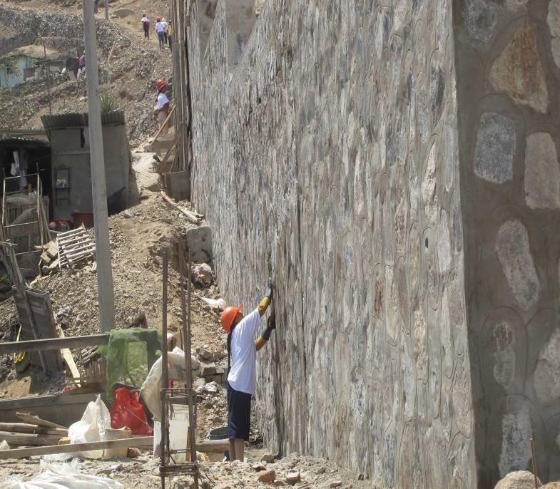 4. Descripción del proyecto Se construyeron muros de contención de mampostería de piedra en 27 asentamientos humanos del Sector Paraíso Alto del distrito de Villa María del