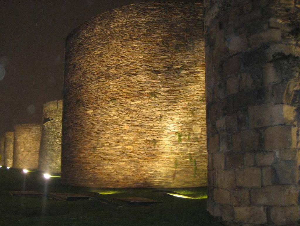 Muralla romana de Lugo, siglo I