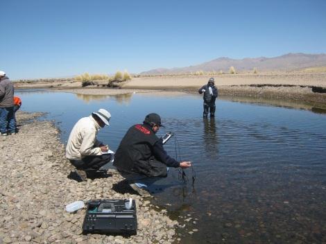 Objetivo Evaluar la calidad del agua de los ríos y quebradas que se encuentran en el ámbito de la cuenca Coata, ubicada en el departamento de Puno, para la definición de