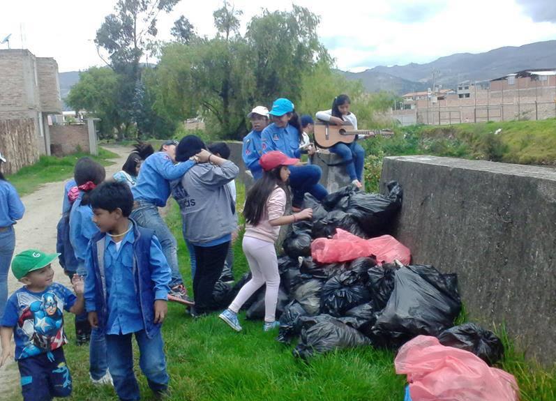 Cajamarca 111 Como parte de las actividades por la Hora del Planeta, en el Grupo