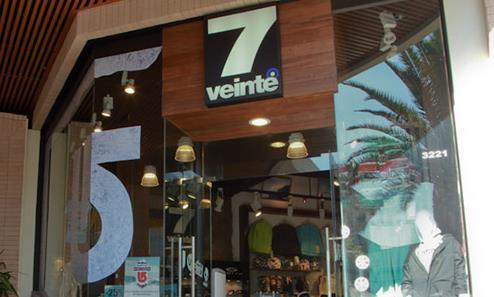 Hechos Relevantes del Tercer Trimestre 2013 Adquisición de cadena de tiendas 7veinte en Chile El 2 de Septiembre de 2013 Forus concretó la adquisición de los activos (contratos de
