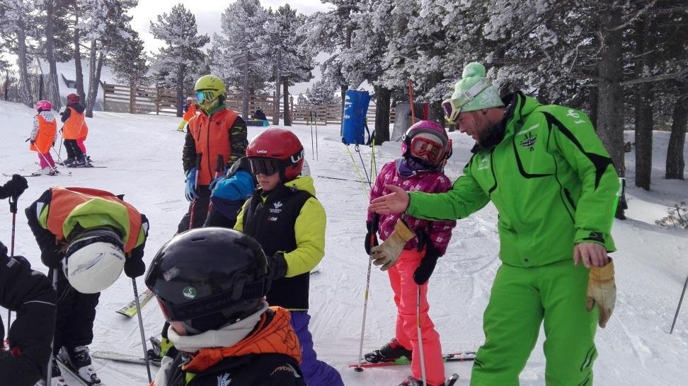 El Programa de Competición del Mudéjar Esquí Club, va enfocado a niños de 6 a 21 años, que bien se inician en el mundo