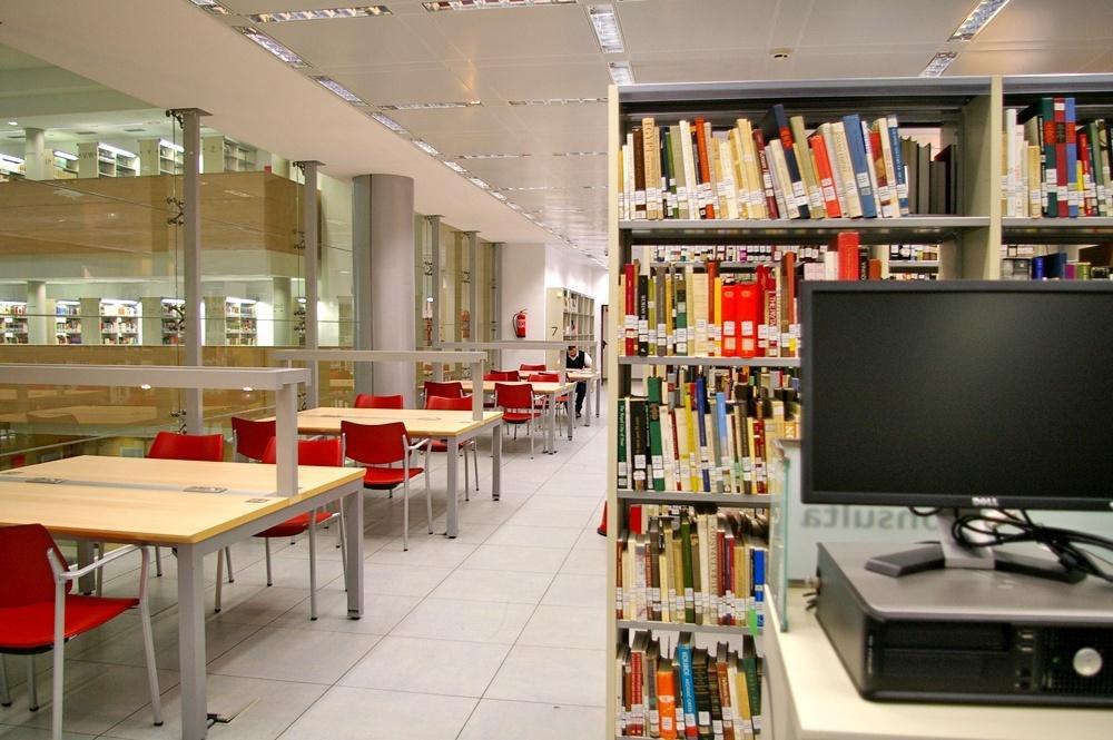 Biblioteca Tomás Navarro Tomás, del Centro de Ciencias Humanas y Sociales (CSIC) [s. XI-XX]: 133 ms.