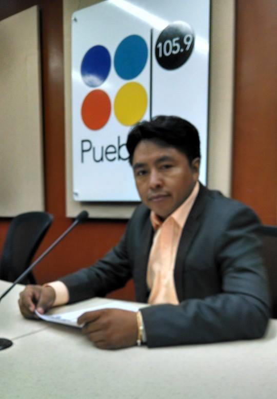 MEDIOS Estuve en el programa PUNTO DE ACUERDO en la estación Puebla FM, que transmite por el 105.