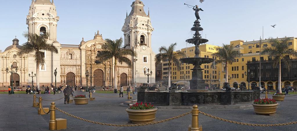 Su capital, Lima, abierta al océano y con un rico centro histórico colonial; Cuzco, Patrimonio de la Humanidad, corazón del Imperio Inca;