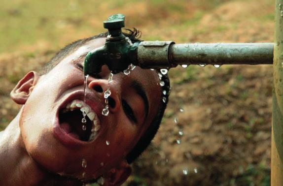 ORACIONES CADA GOTA CUENTA Símbolo Motivación Sabías que el agua puede acabarse? Sabías que no todo el mundo tiene agua?