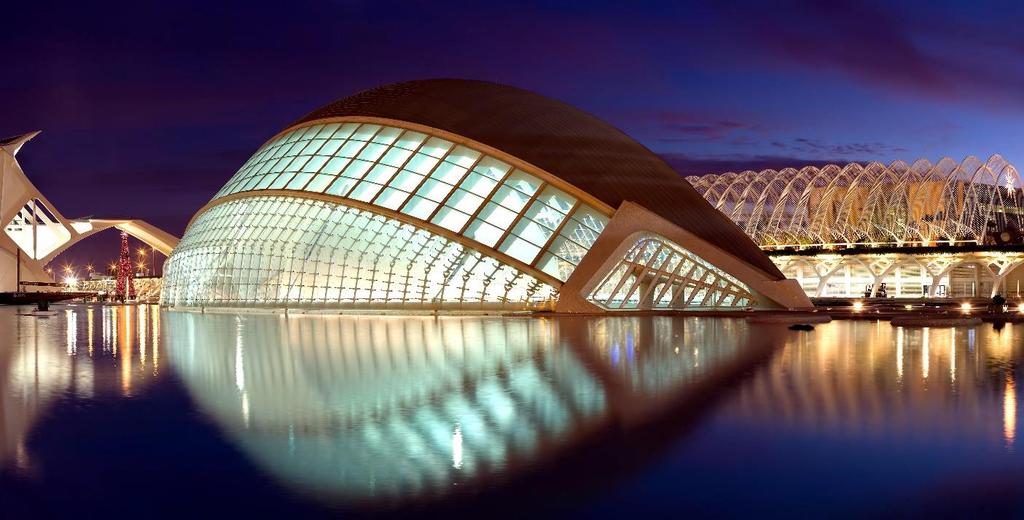 El presente trabajo, que sigue puentes de Calatrava es un estudio definitivo, autorizado por el arquitecto.