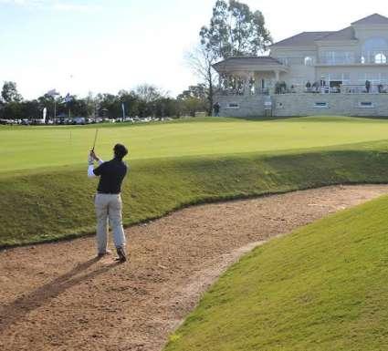 Golf en La Providencia Con la presencia de Vicente Chino Fernández y más de 20 golfistas profesionales, se realizó el primer ProAm oficial con el que se