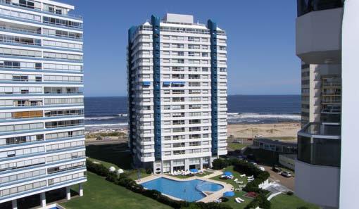 PUNTA DEL ESTE MUY CERCA DEL HOTEL CONRAD en exclusiva zona de Playa Brava Ref web: 25702 U$S 550.000 Oportunidad!