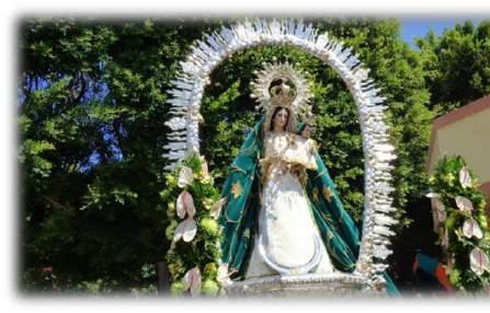 - Seguidamente será la procesión con las imágenes de Ntra. Sra. del Rosario, Sto. Domingo de Guzmán y San Vicente Ferrer.